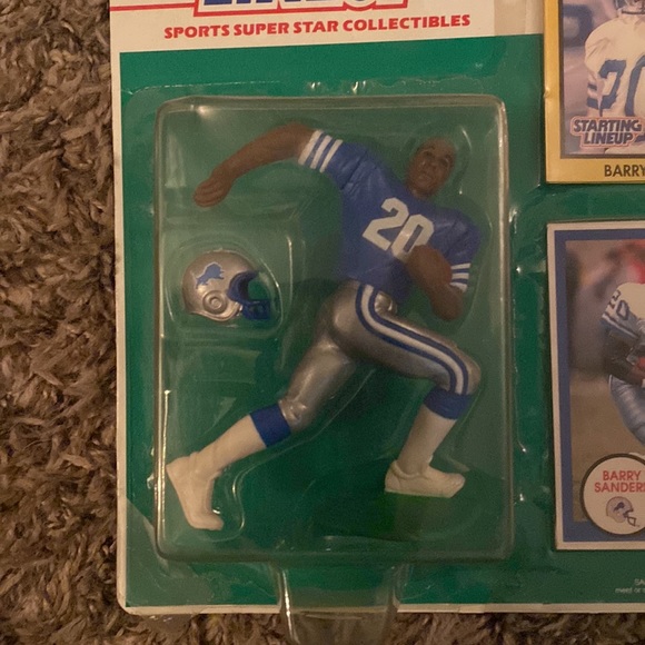 Barry Sanders rookie card and figure - Picture 2 of 5